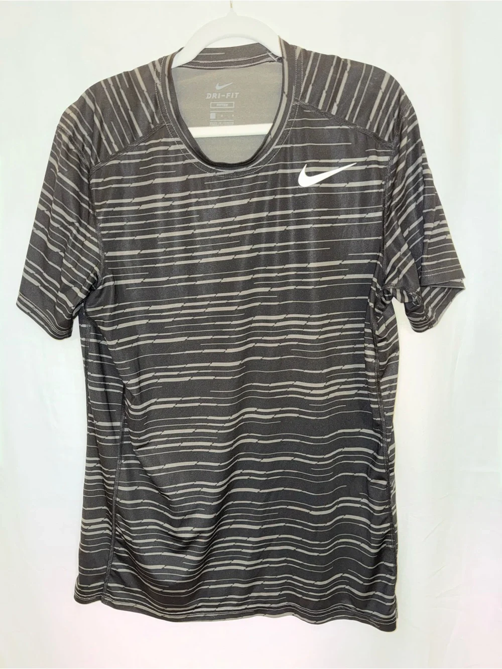 Nike Dri-FIT Men’s Large Black Gray Fitted Training Shirt